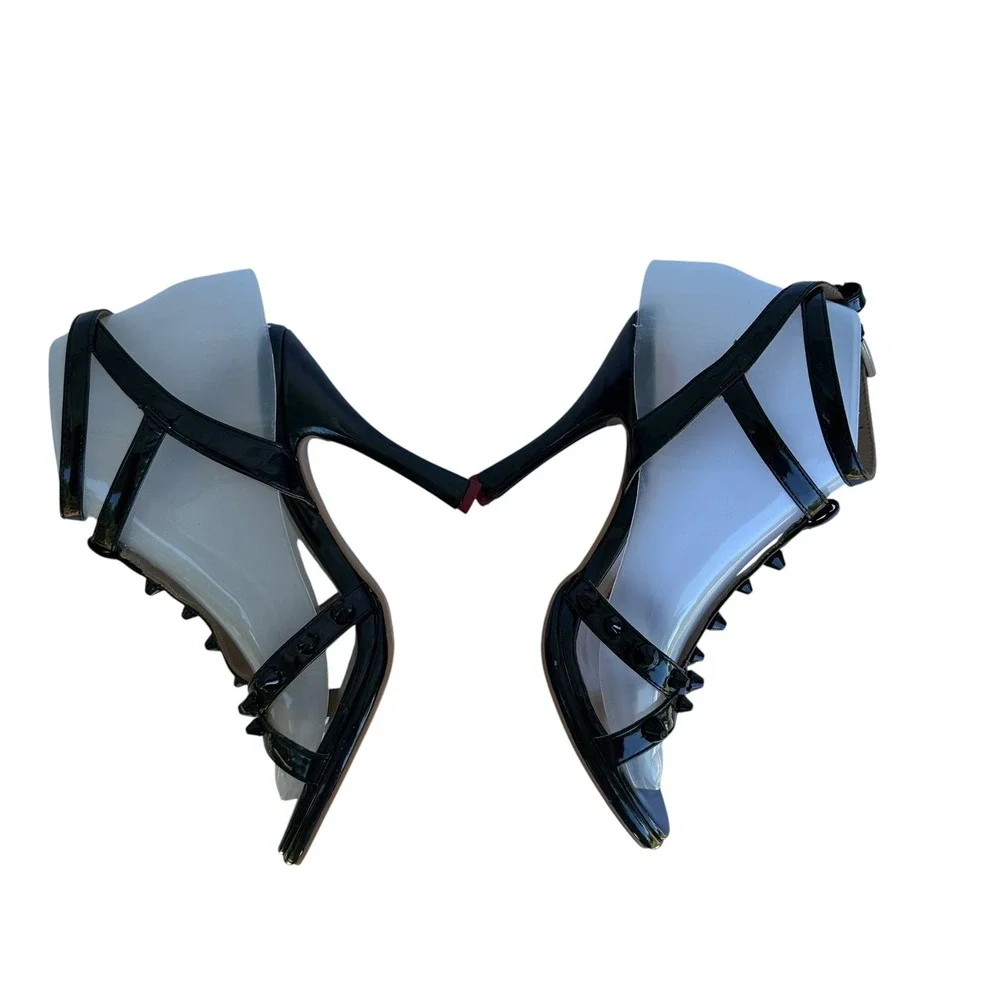 Love Moschino Black Patent Spike T-Strap Sandals Whimsigoth Edgy Glam IT 36 US 6